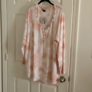 Torrid sz 4 Blush tie dye waffle Henley
